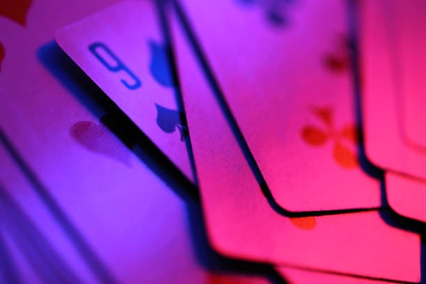 mumu86 mobile app interface showing live-dealer table selection and sportsbook markets